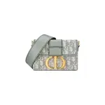 30 Montaigne Box Bag