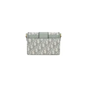 30 Montaigne Box Bag